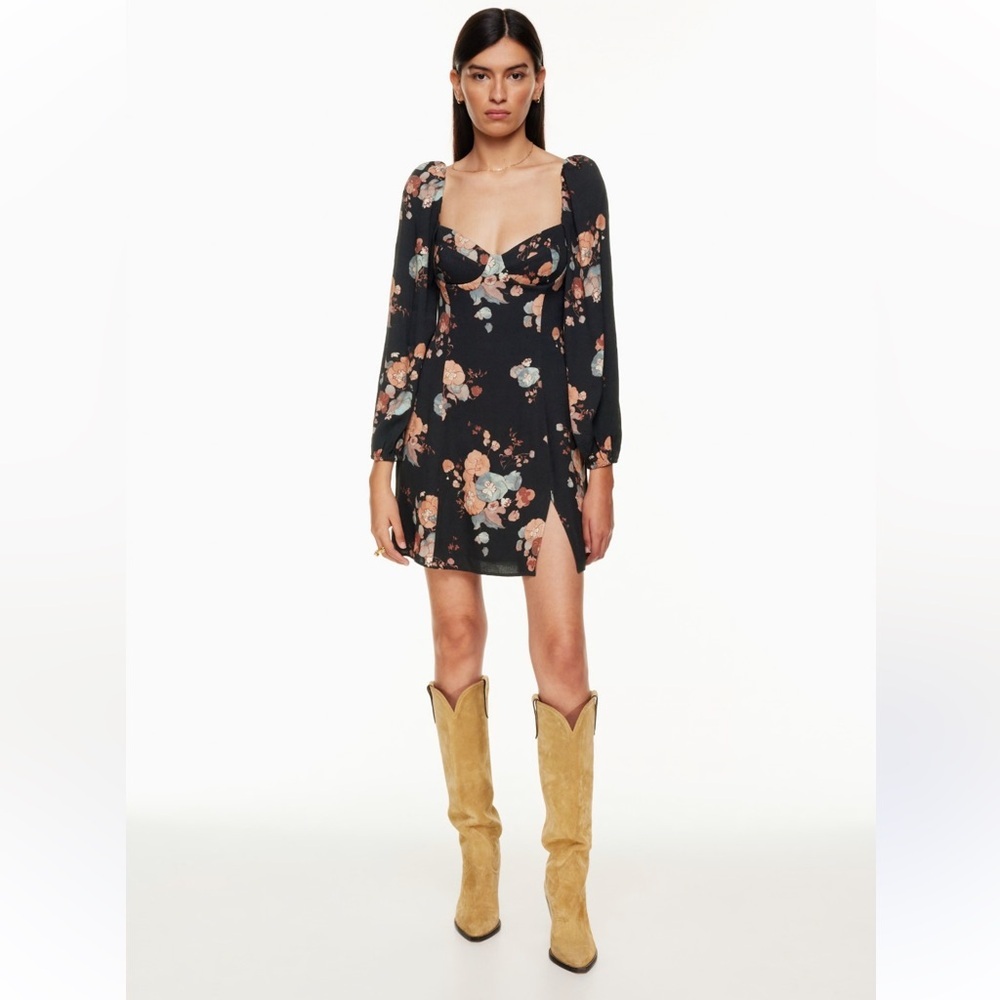 Aritzia Wilfred US6 Novella Black Floral Long Sleeve Mini Dress